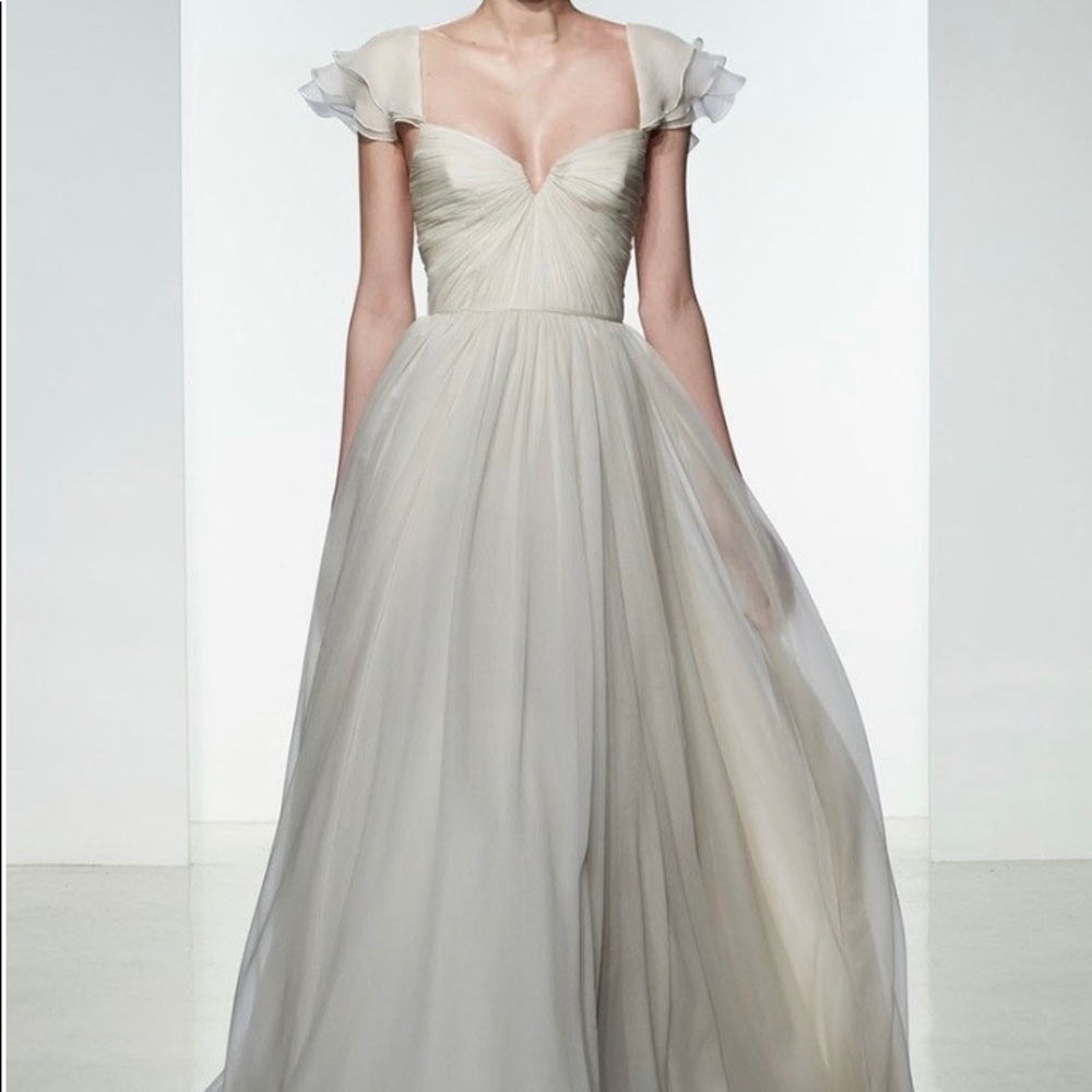 Amsale Georgia Wedding dress size 6 in Blush